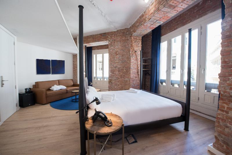 Hostel Room00 Gran Via Madrid